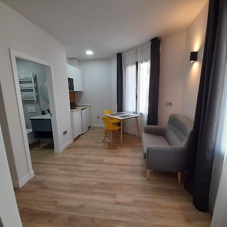 Apartamentos Recunchos Ourense Exterior photo