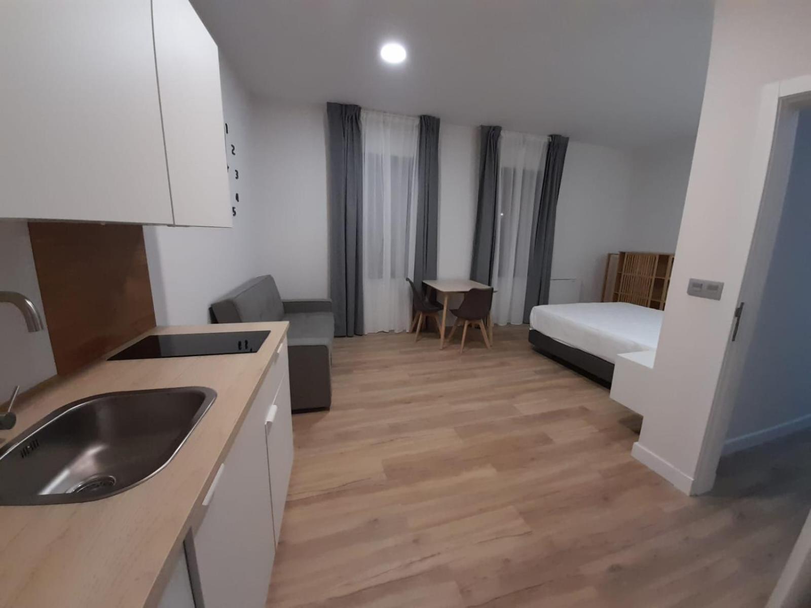 Apartamentos Recunchos Ourense Exterior photo