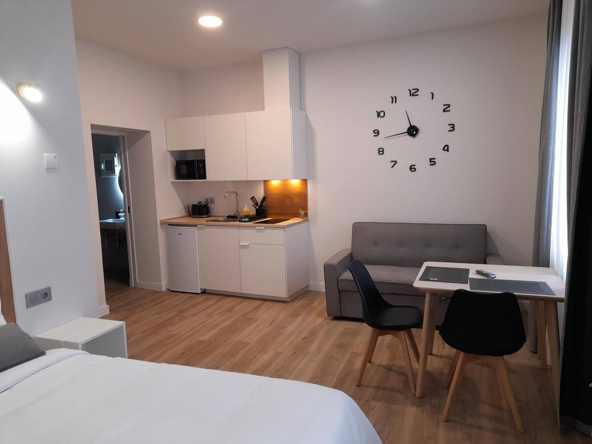 Apartamentos Recunchos Ourense Exterior photo